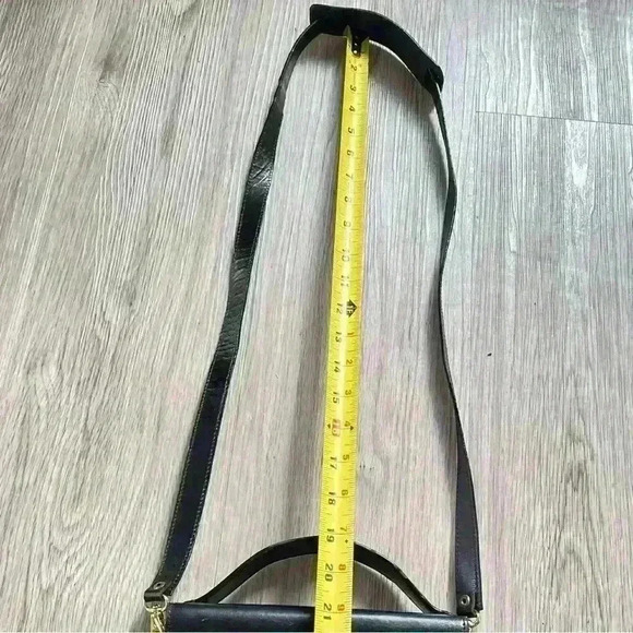 NUOVO  CAPICA BLVK LEATHER MESSENGER CROSSBODY BAG - Picture 14 of 16